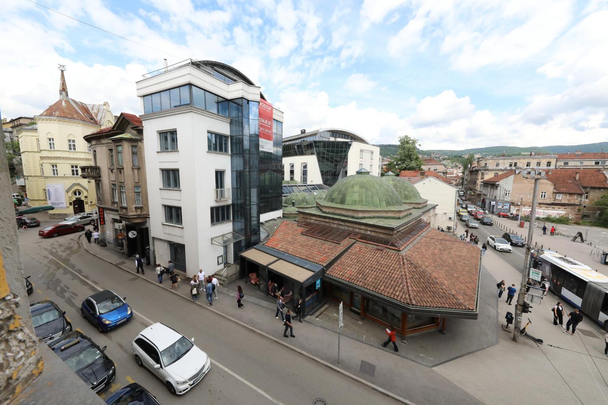 Historijski Luksuz U Starom Gradu, Garage Parking Saraybosna Dış mekan fotoğraf